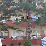 Semoris Hotel