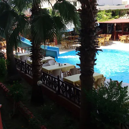 Semoris Hotel 3*